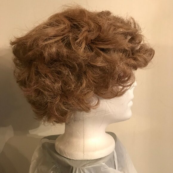 Paula Young Short Blond Acrylic Wig - Picture 4 of 6